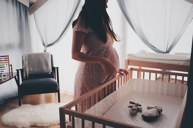 tour de lit securite dans le lit de bebe